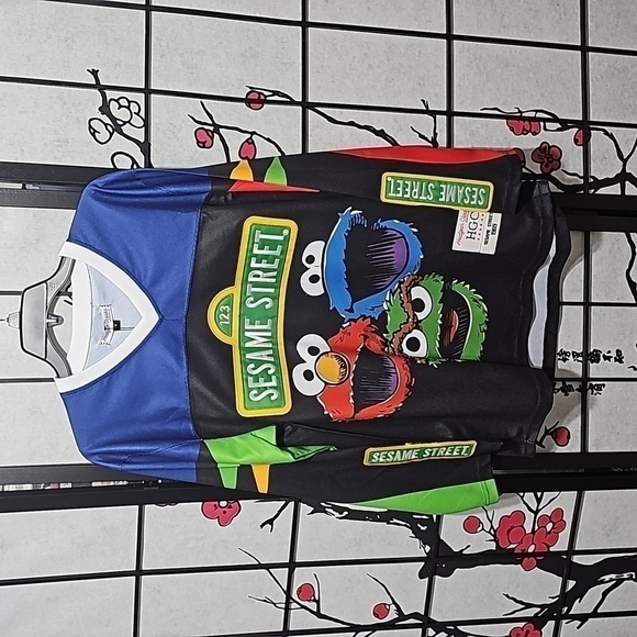 Sesame Street Hockey Jersey Size Medium NWT - Picture 2 of 10